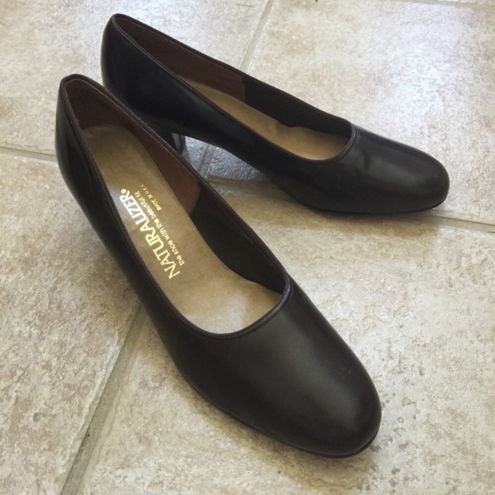 Heels - Picture 2 of 8